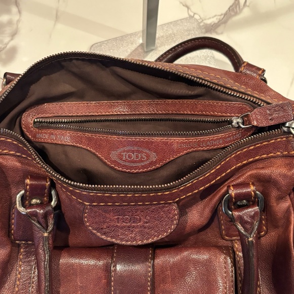 Tod's Vintage Dark Brown Leather Shoulder Bag - Picture 5 of 10